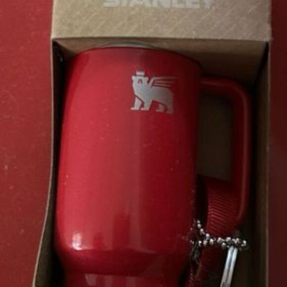 Stanley Water Bottle Keychain Ornaments - Picture 4 of 4